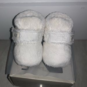 BRAND NEW White bixbee UGG Australia